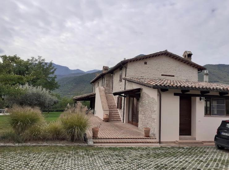 Hotel Casa Vinto à Cagli Extérieur photo