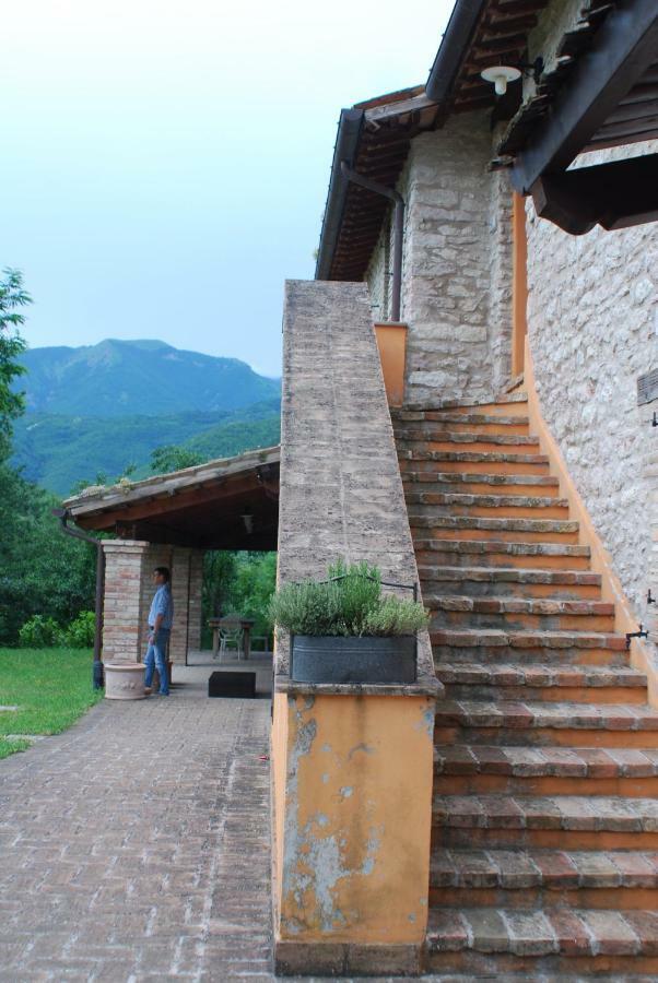 Hotel Casa Vinto à Cagli Extérieur photo