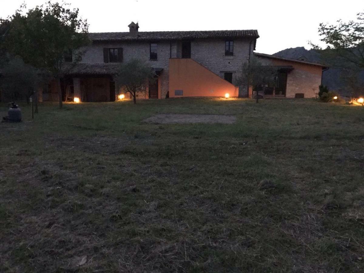 Hotel Casa Vinto à Cagli Extérieur photo